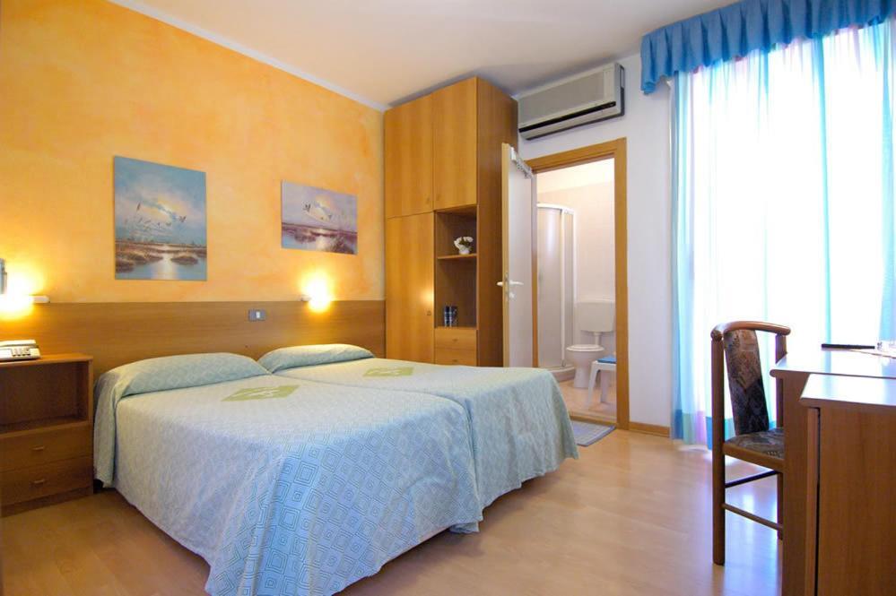 Hotel Ai Pini กราโด ภายนอก รูปภาพ